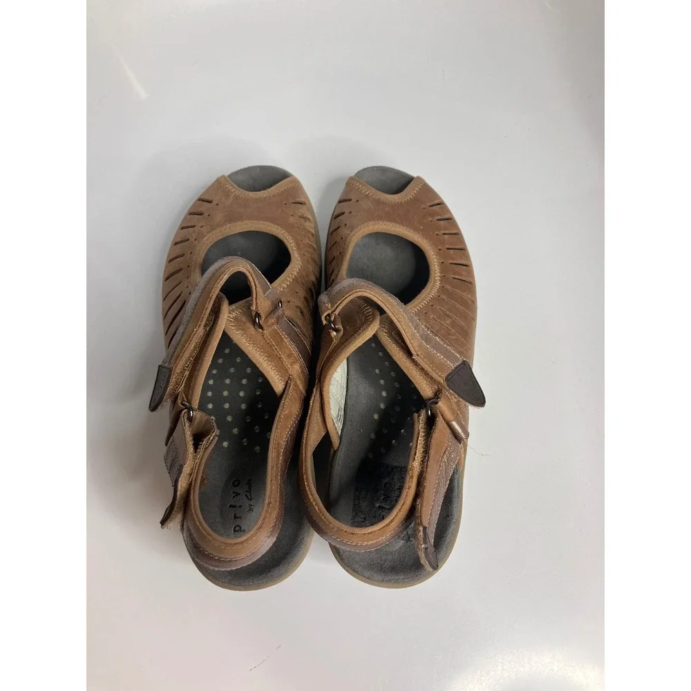 Privo by Clarks Wedge Sandals Womens 8M Brown Good Leather Peep Toe Laser Cut